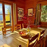 92 Grand Familial 8 Pax