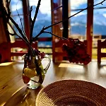 92 Grand Familial 8 Pax