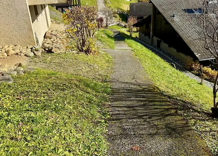 92 Grand Familial 8 Pax *