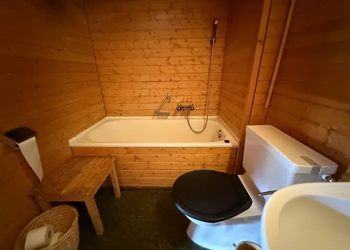 92 Grand Familial 8 Pax